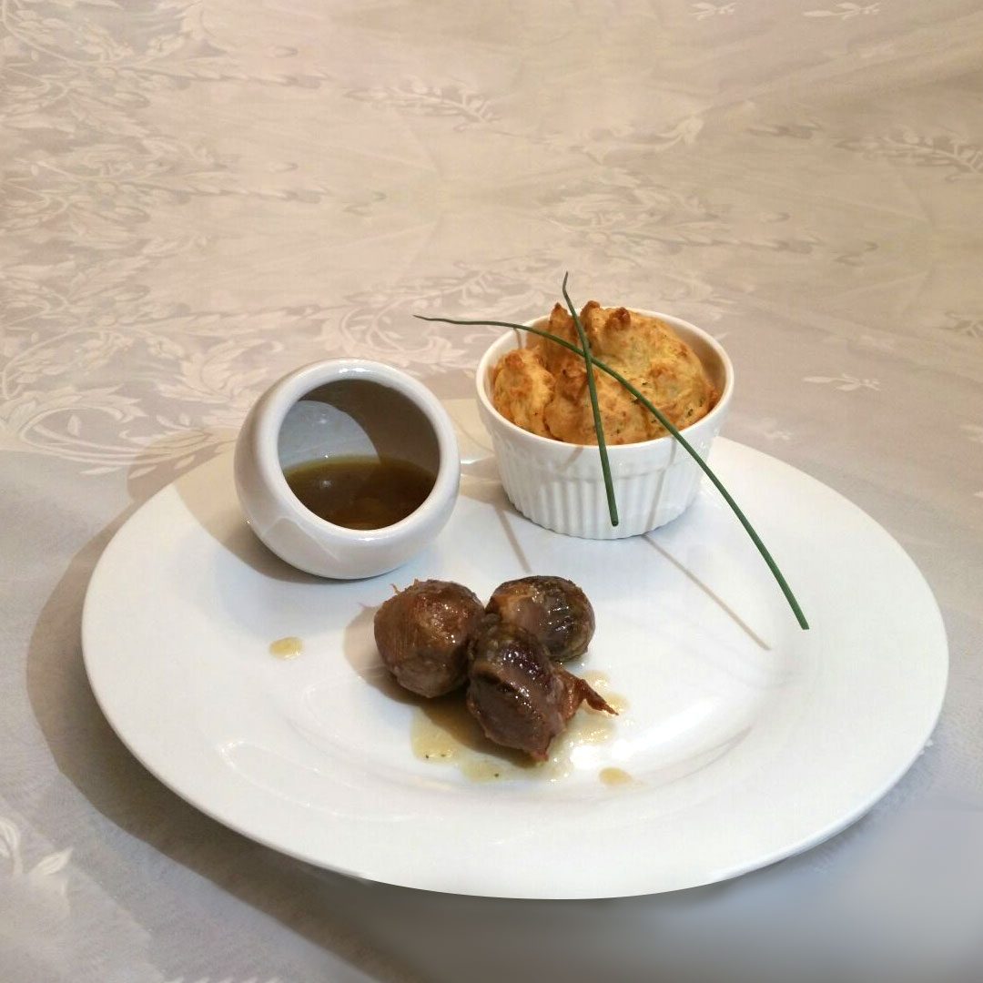 Duck-gizzards-with-Potato-soufflé-