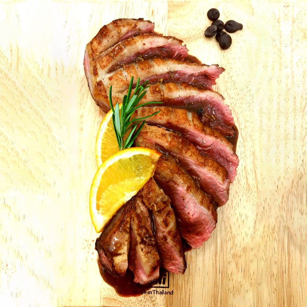 Seared-duck-breast-with-orange-chocolate-sauce